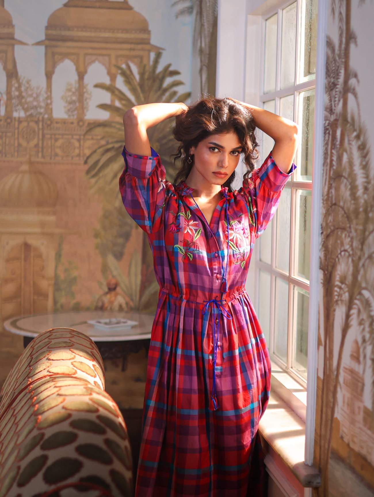 GAVIE DRESS PANORAMA EMBROIDERY IN HANDLOOM SILK