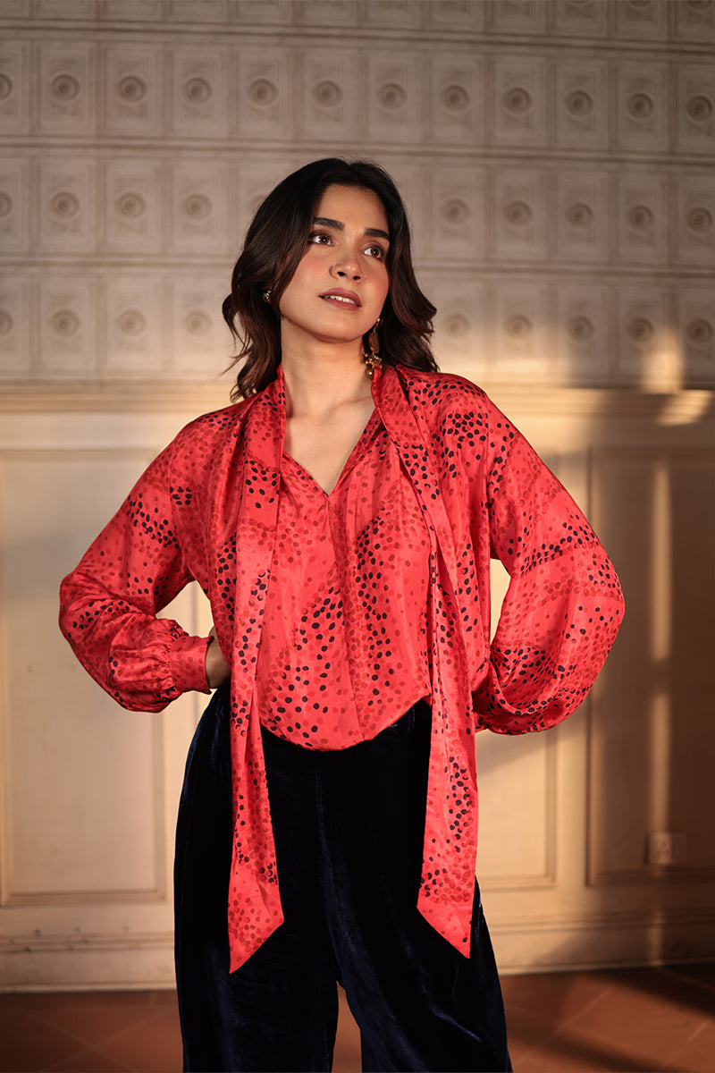 TIE BLOUSE SILK WITH LITTLE ROSE DETAIL