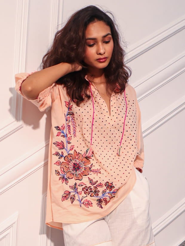 TULIP BLOUSE GLOBE LILY EMBROIDERY