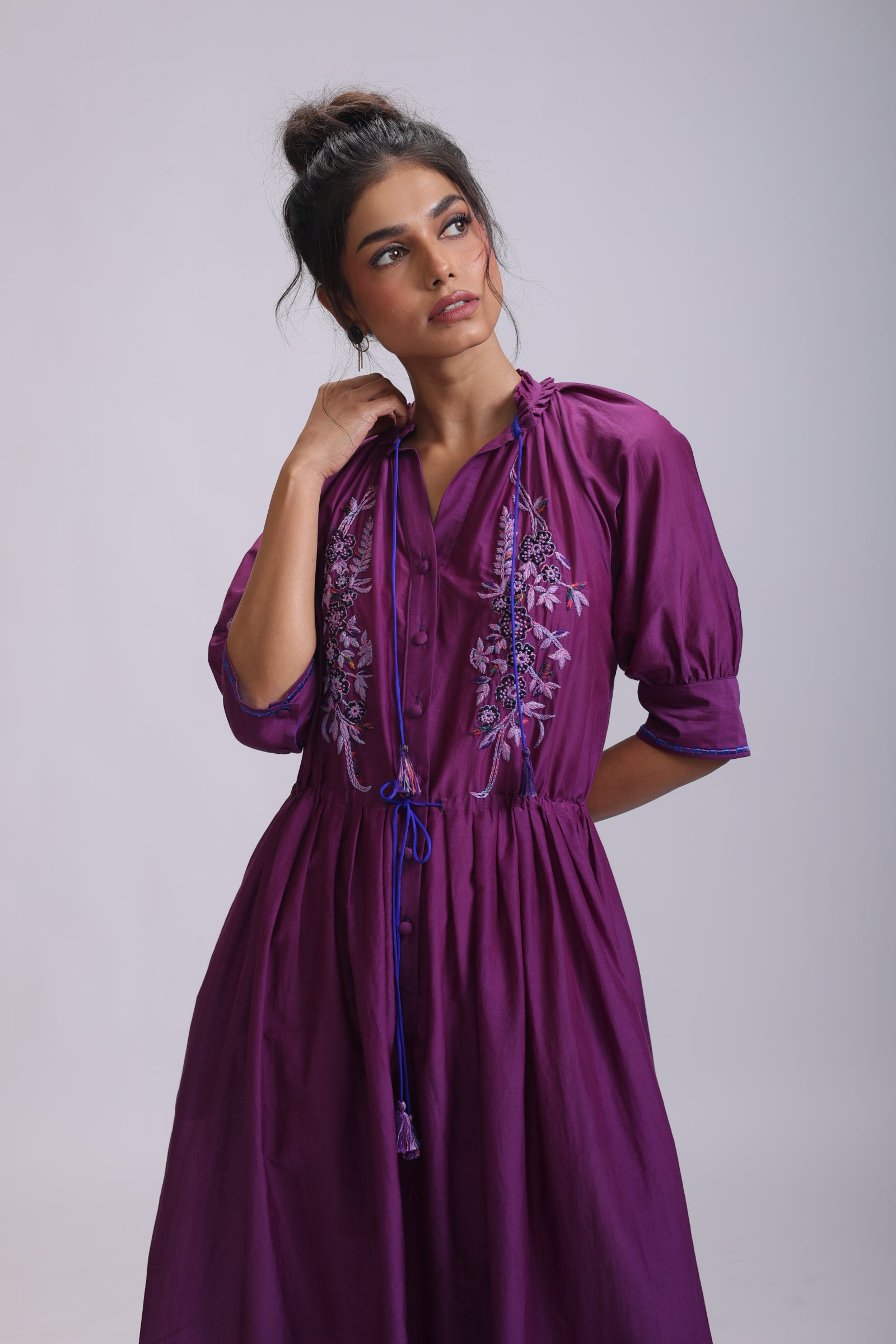 GAVIE DRESS PEACE EMBROIDERY SILK
