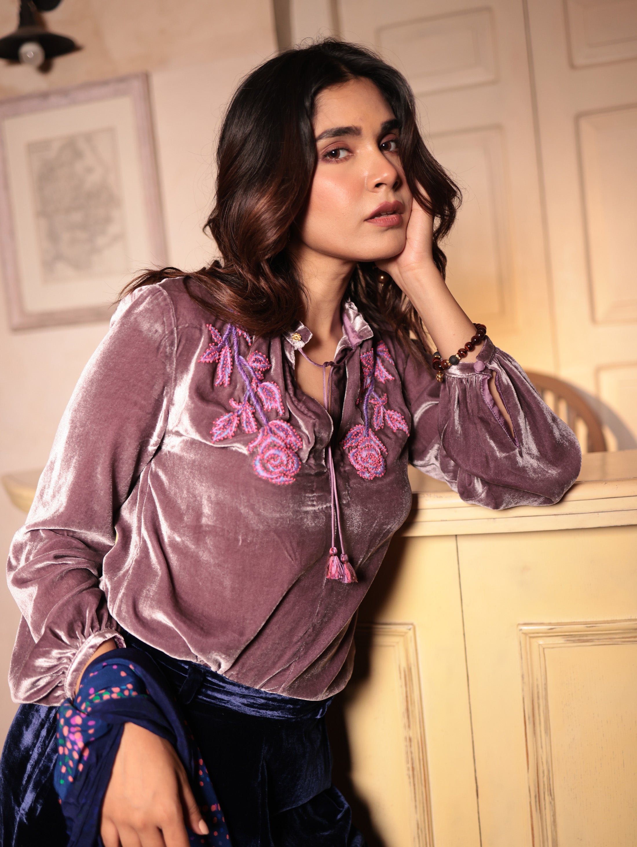 SILVIA BLOUSE WITH GLOW ROSE EMB