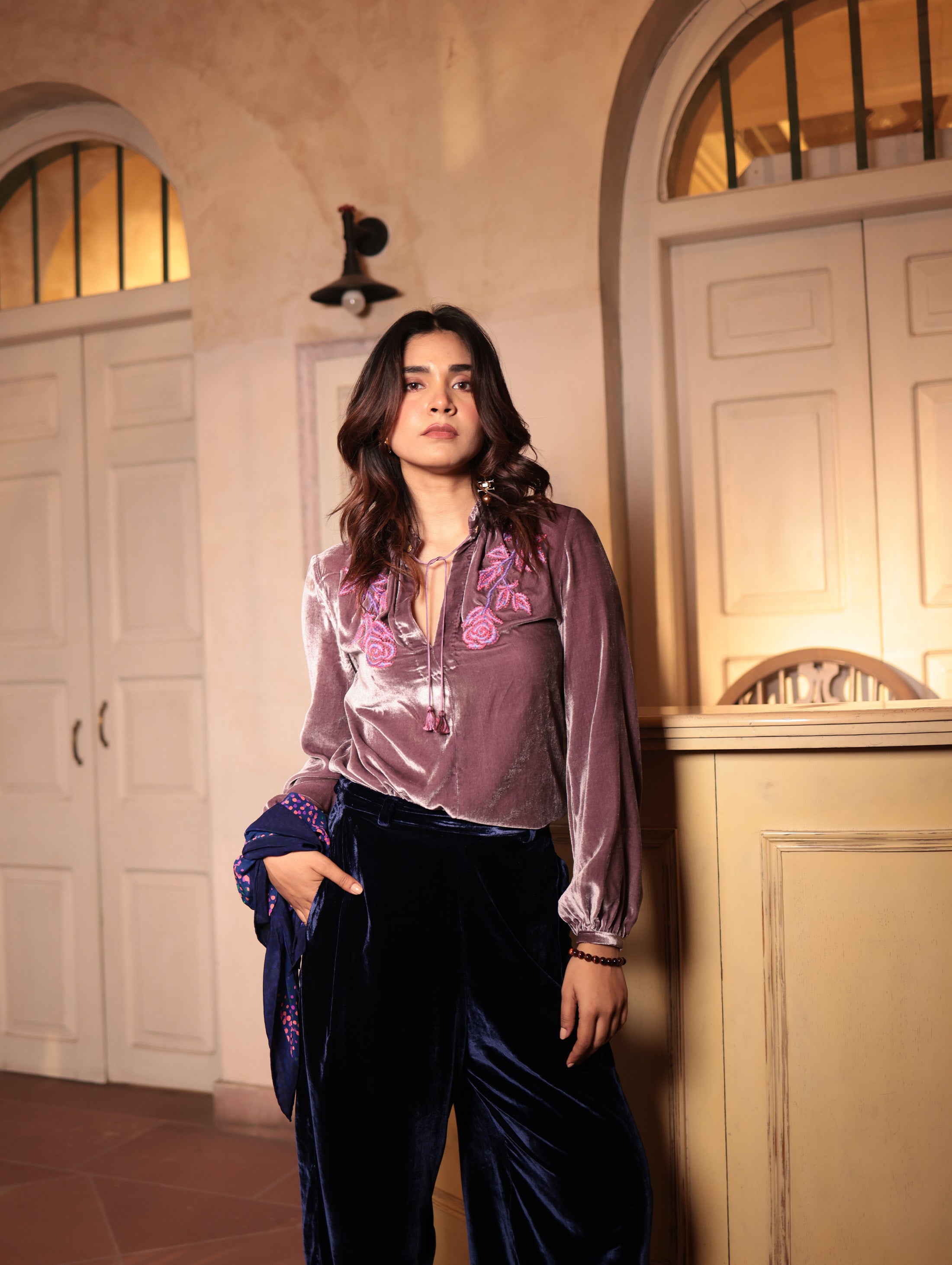 SILVIA BLOUSE WITH GLOW ROSE EMB