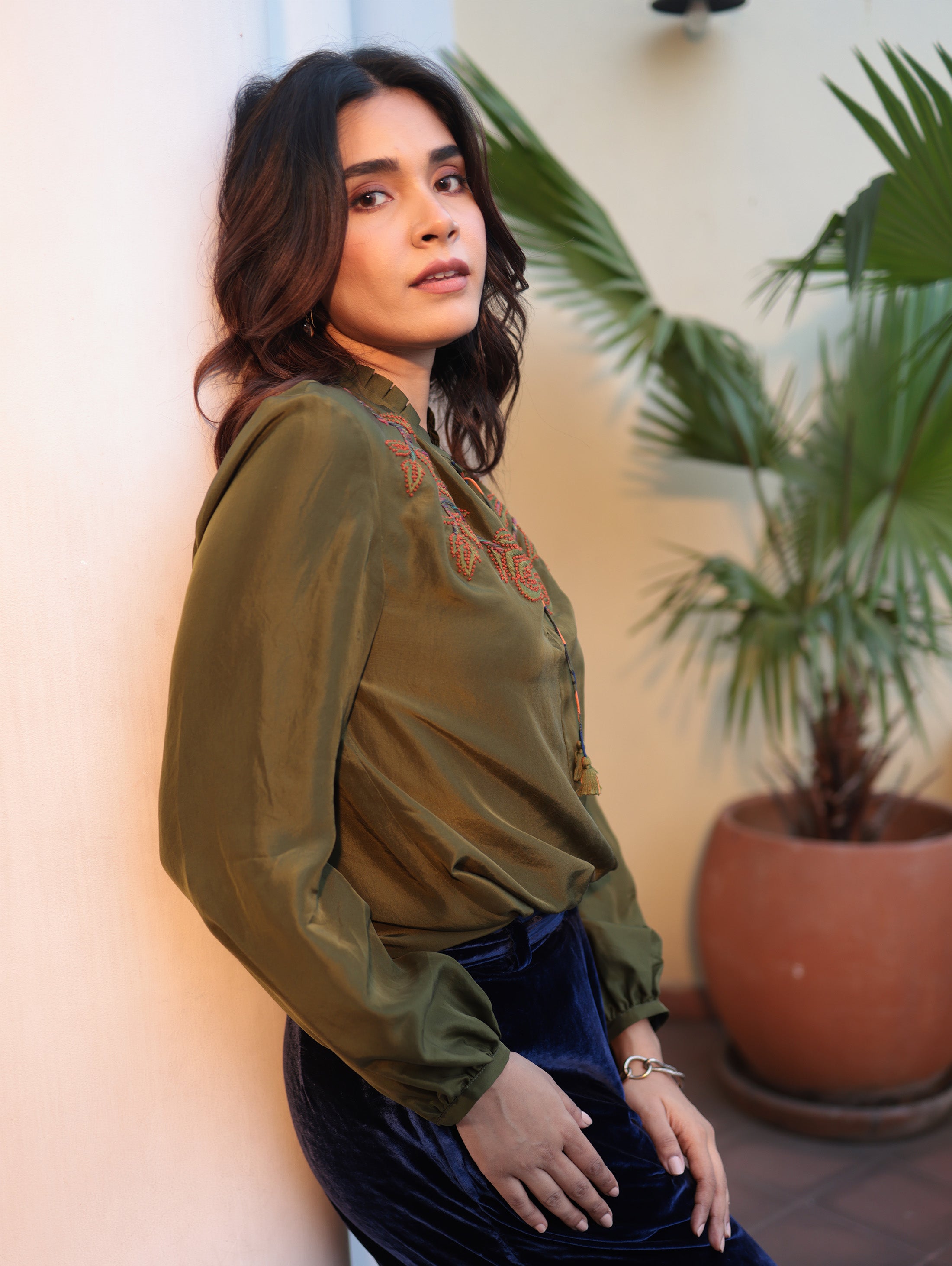 SILVIA BLOUSE WITH GLOW ROSE EMB