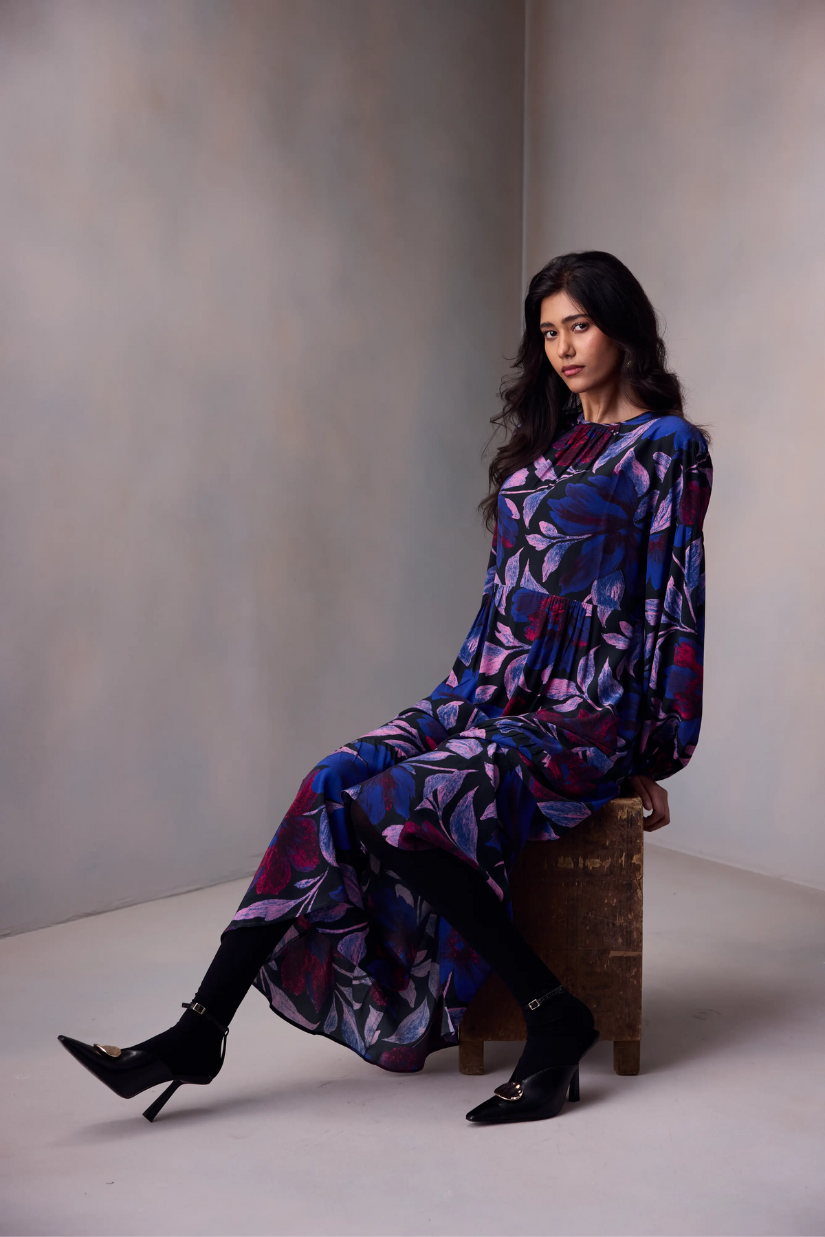 Victoria Dress Long In Printed Silk