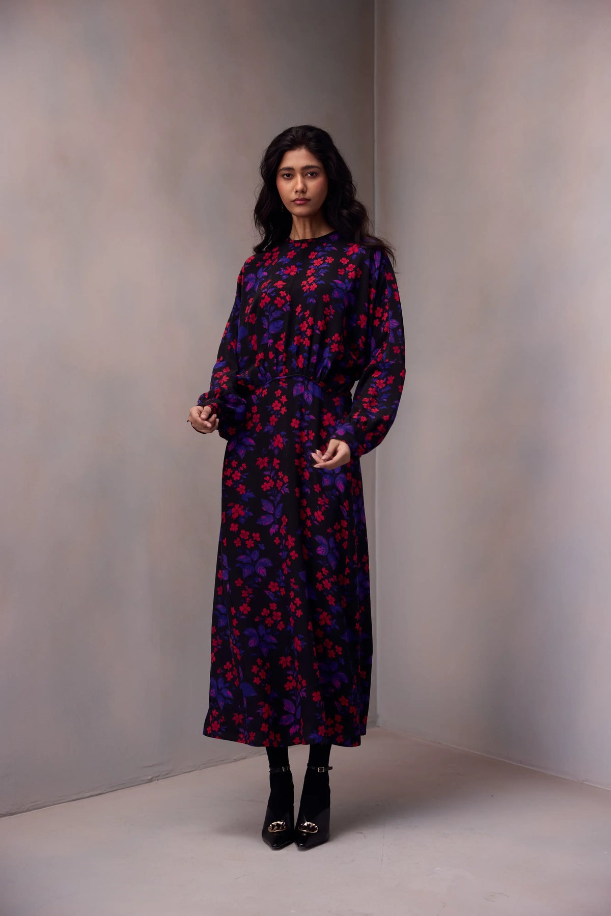 Monique Dress Long in Printed Silk