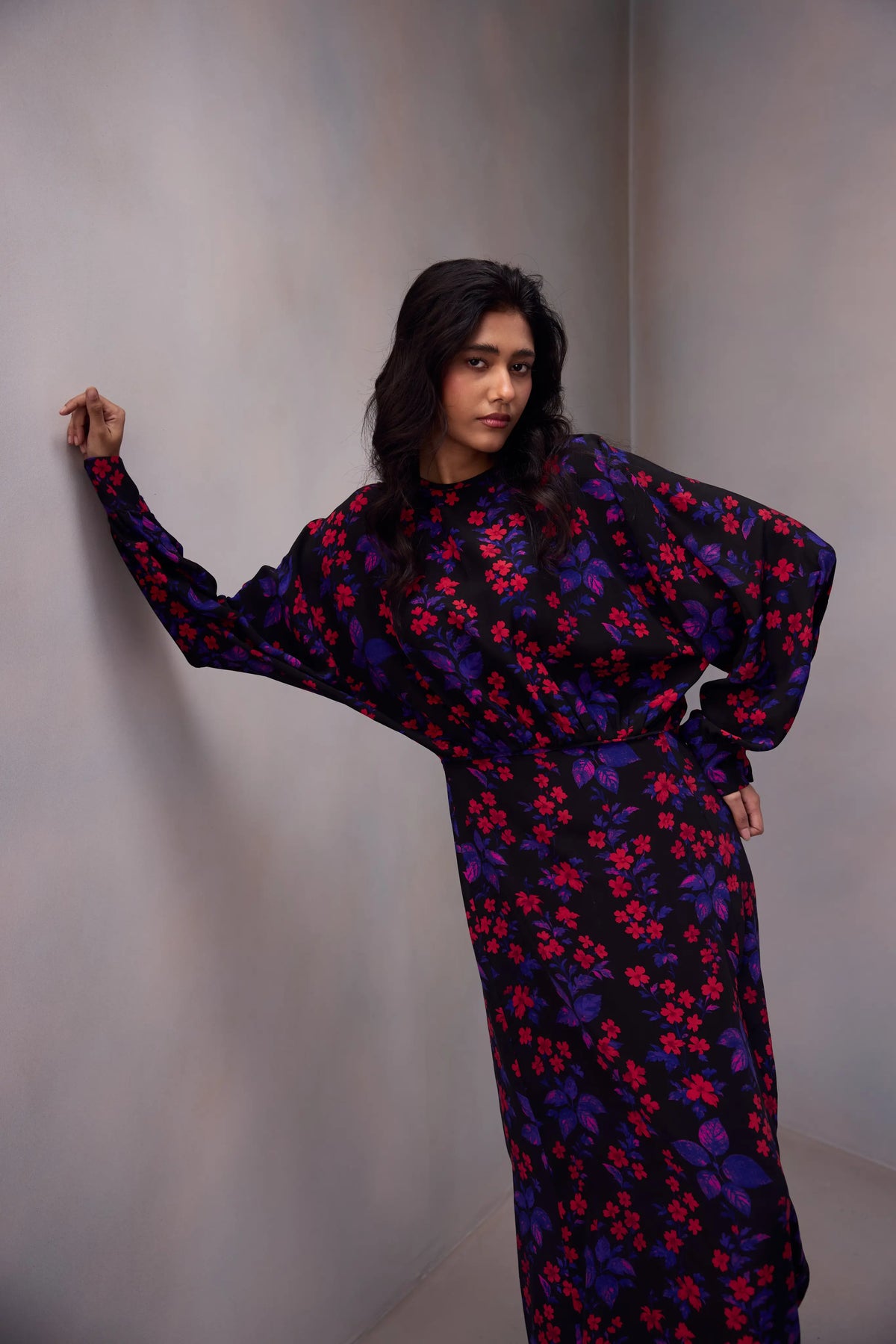 Monique Dress Long in Printed Silk