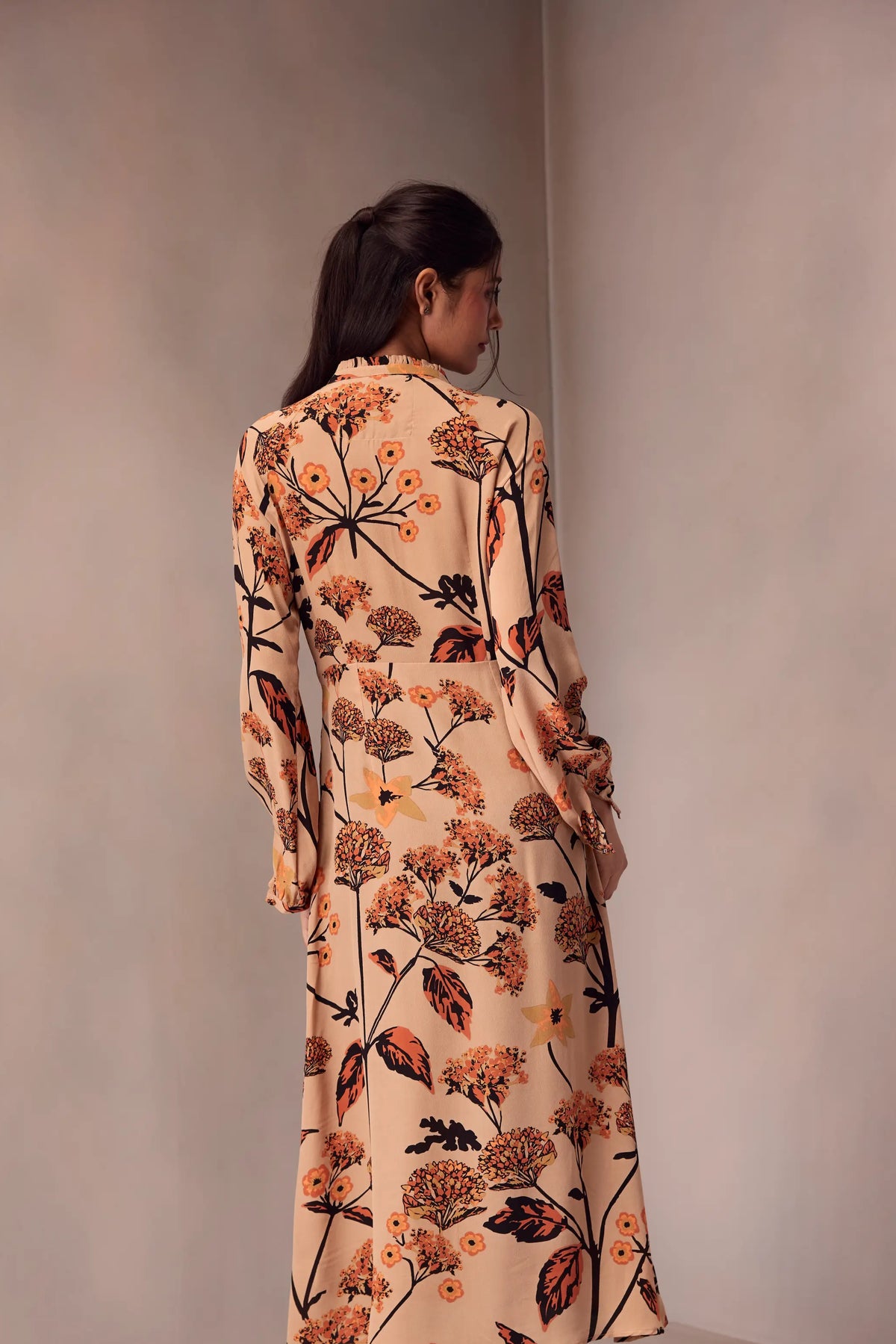 Veena Dress Long In Printed Silk