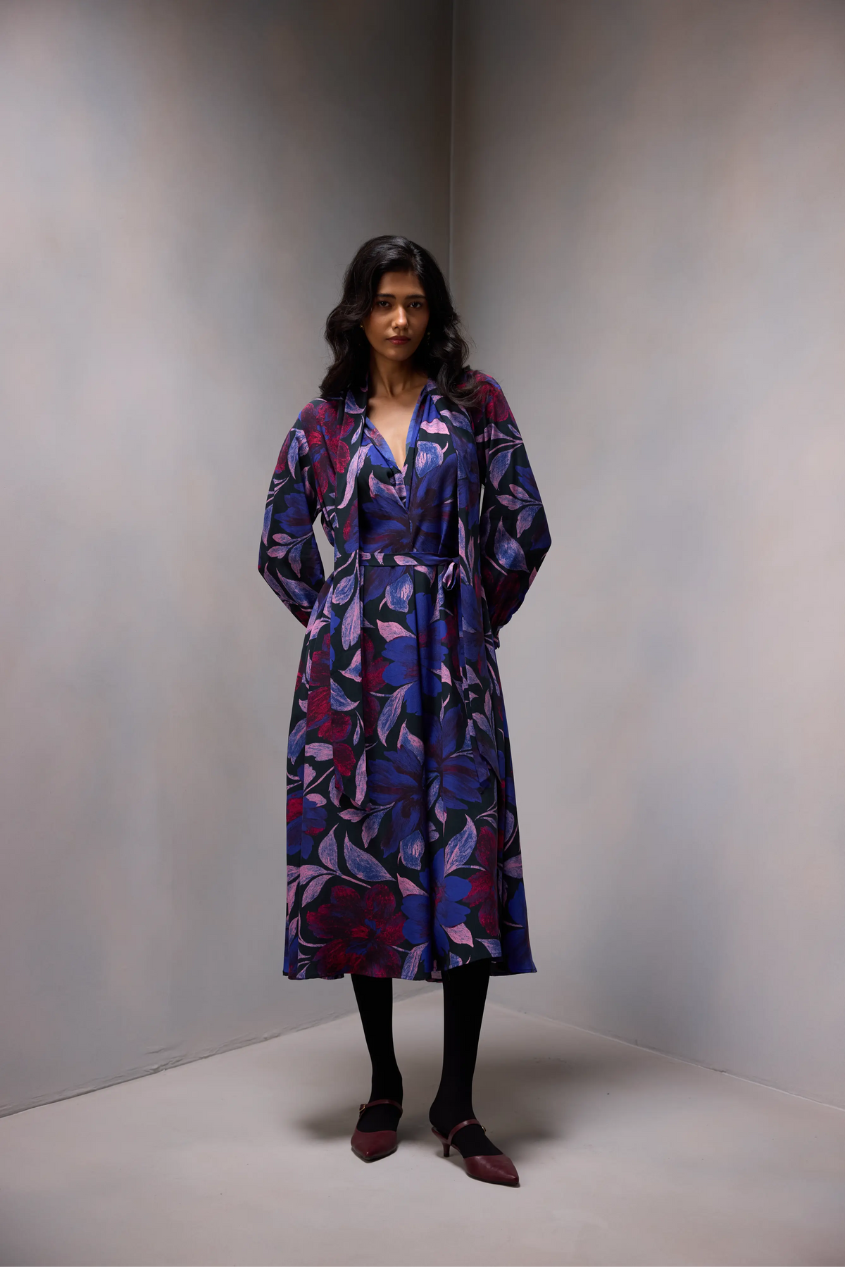 Lisa Tie Dress Printed