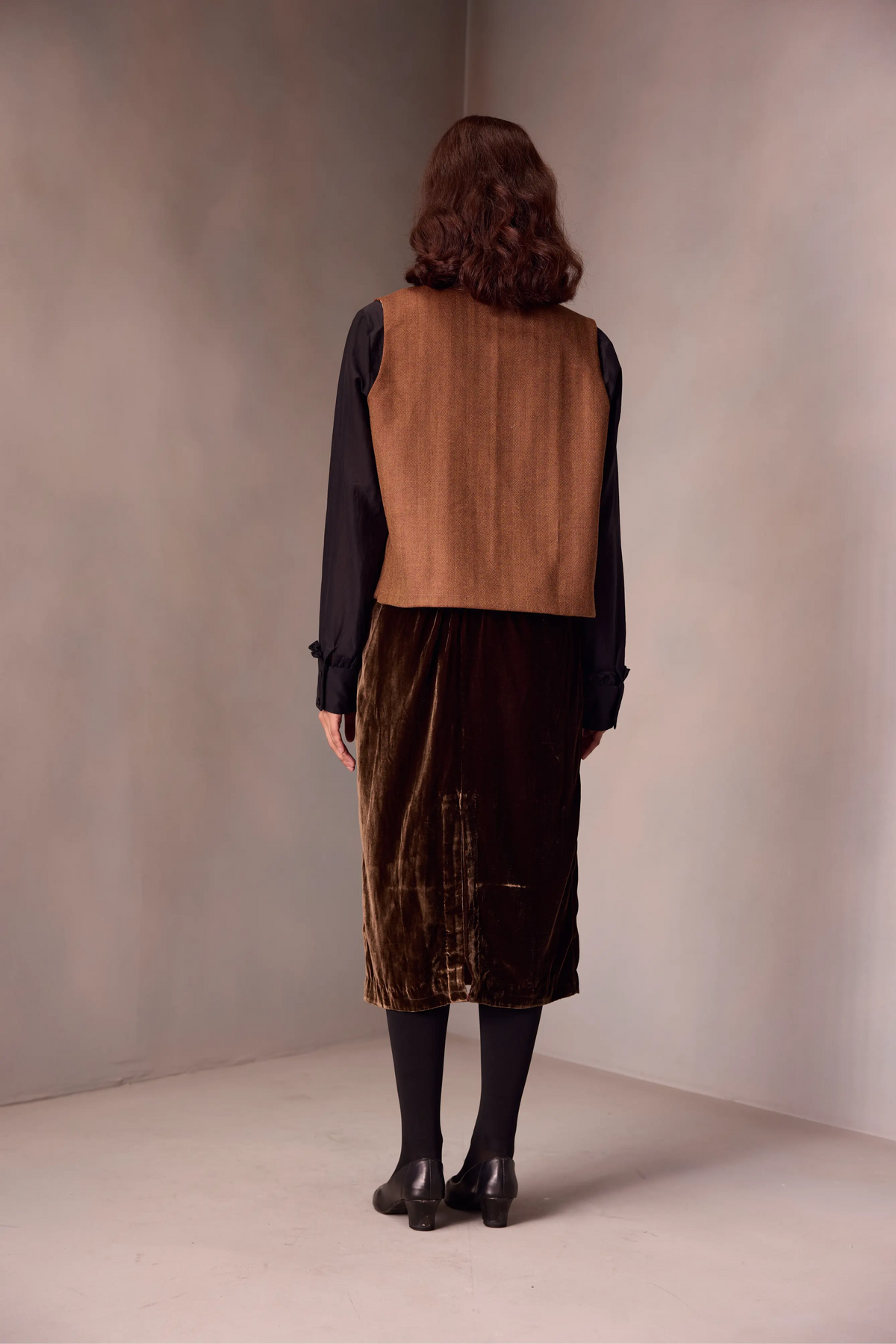Tavishi Waist Coat In Merino Wool With Healing Embroidery