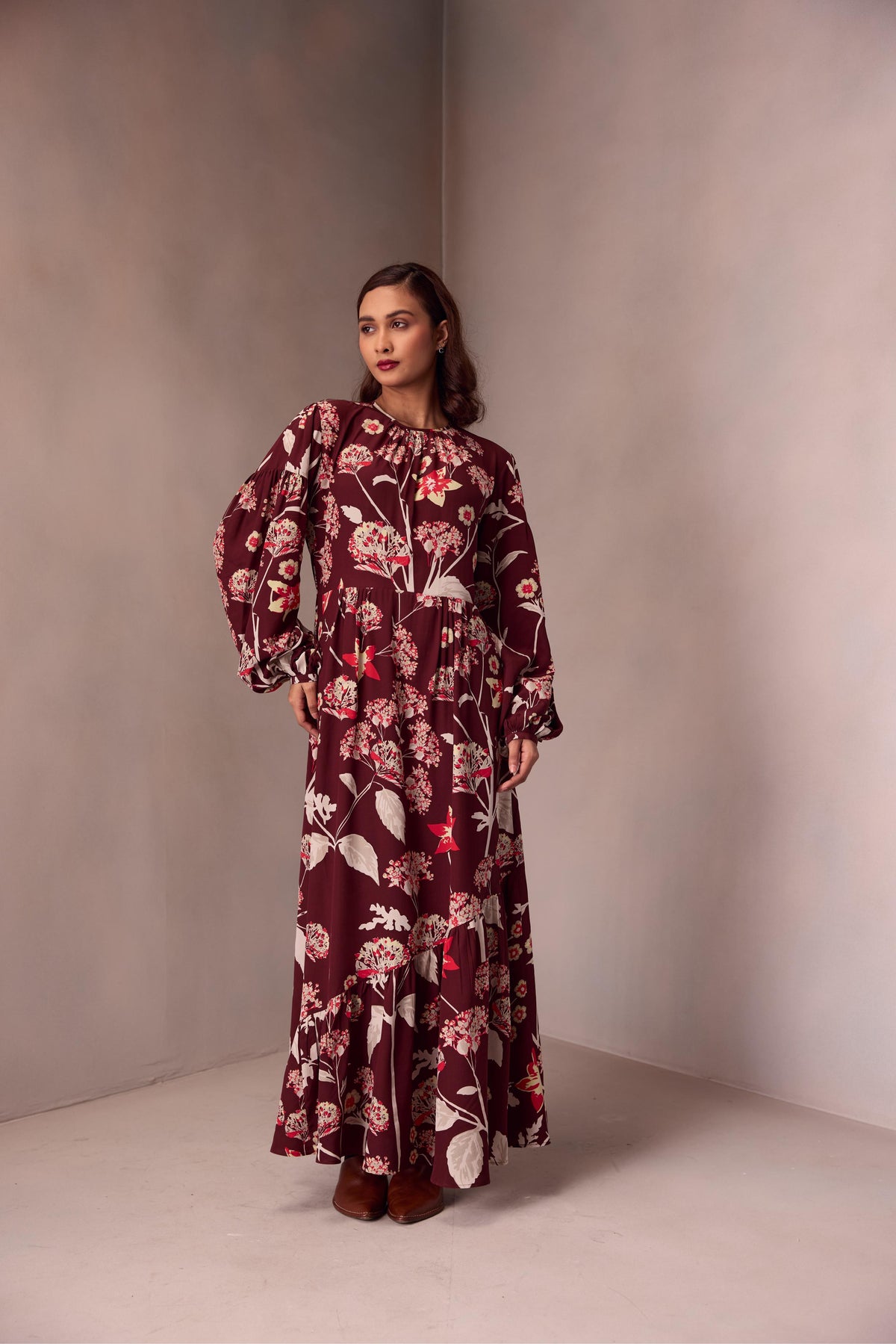 Victoria Dress Long In Printed Silk