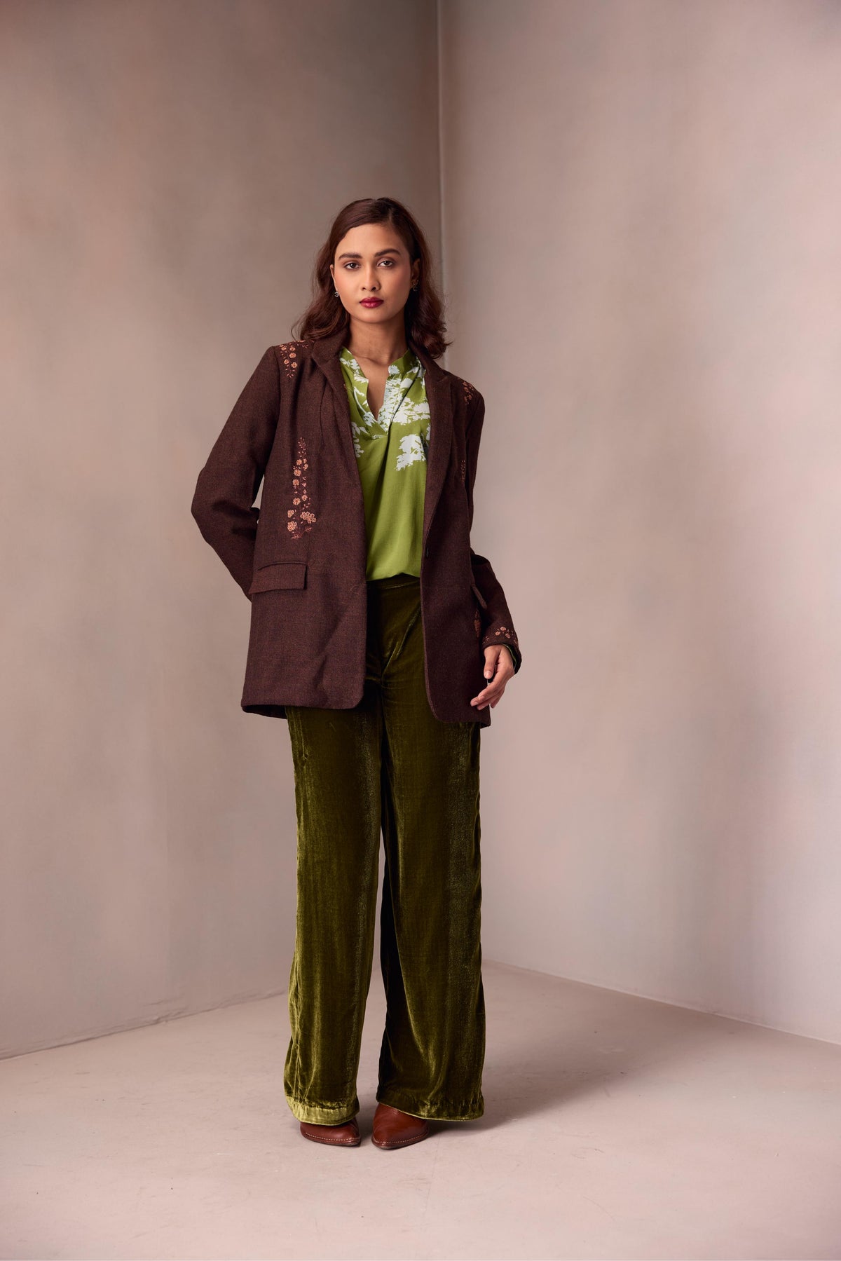 Jasmine Blazer In Merino Wool With Cashmere Hand Embroidery