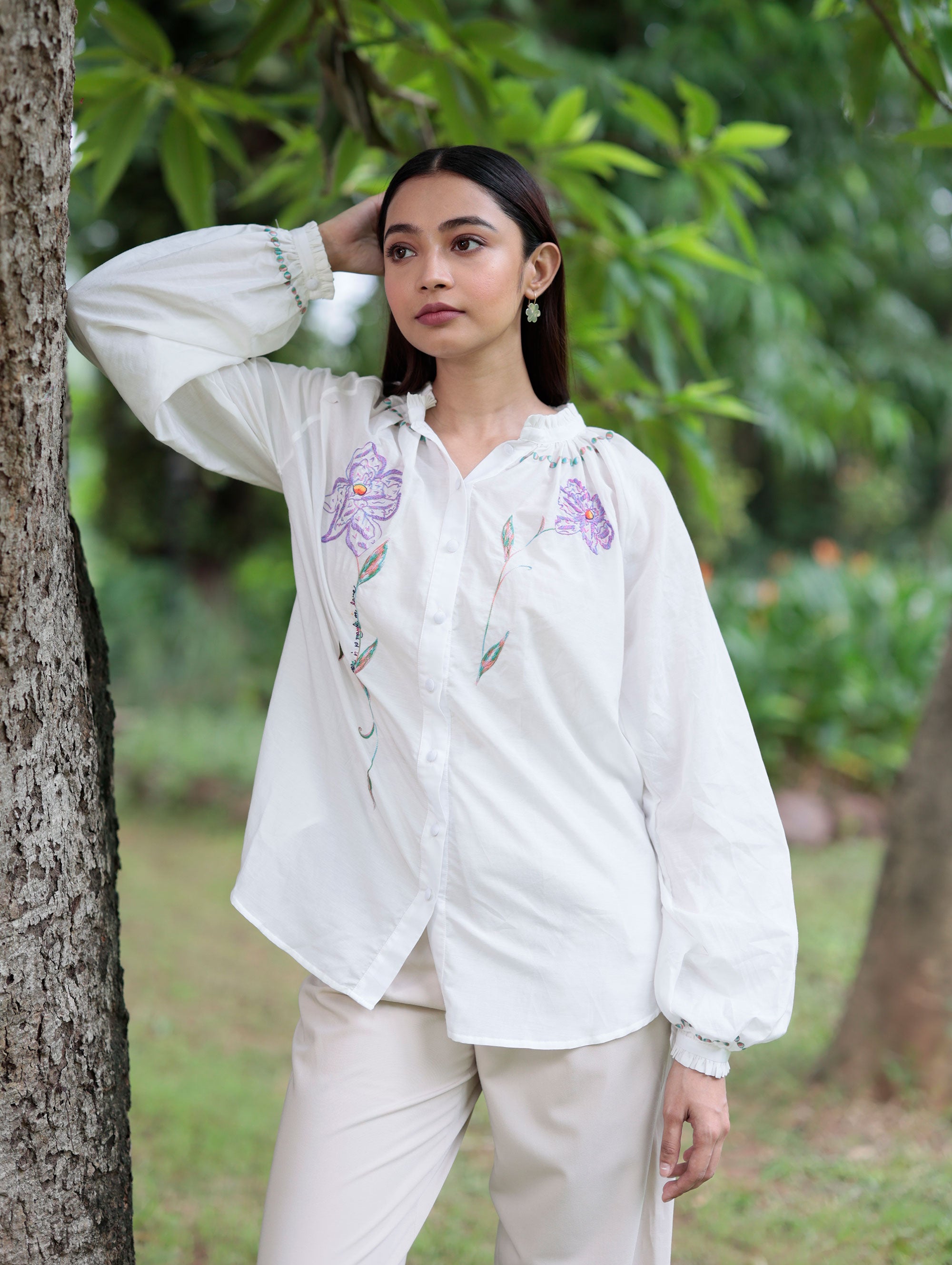 LEKHA BLOUSE WITH QUOTES EMBROIDERY