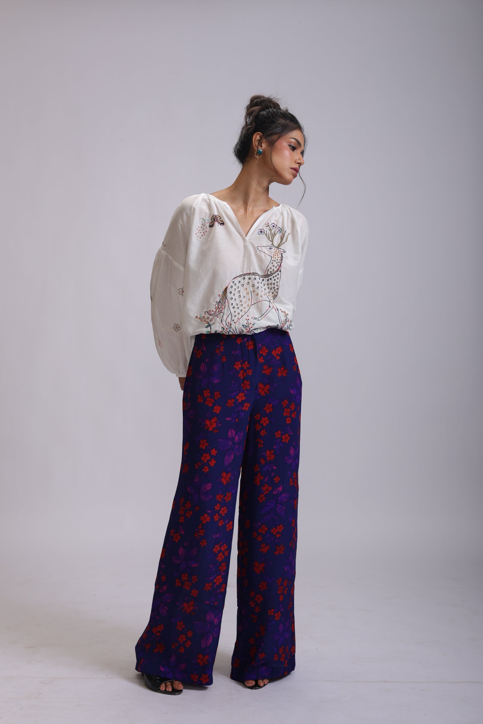 IRMA BLOUSE DEER EMBROIDERY