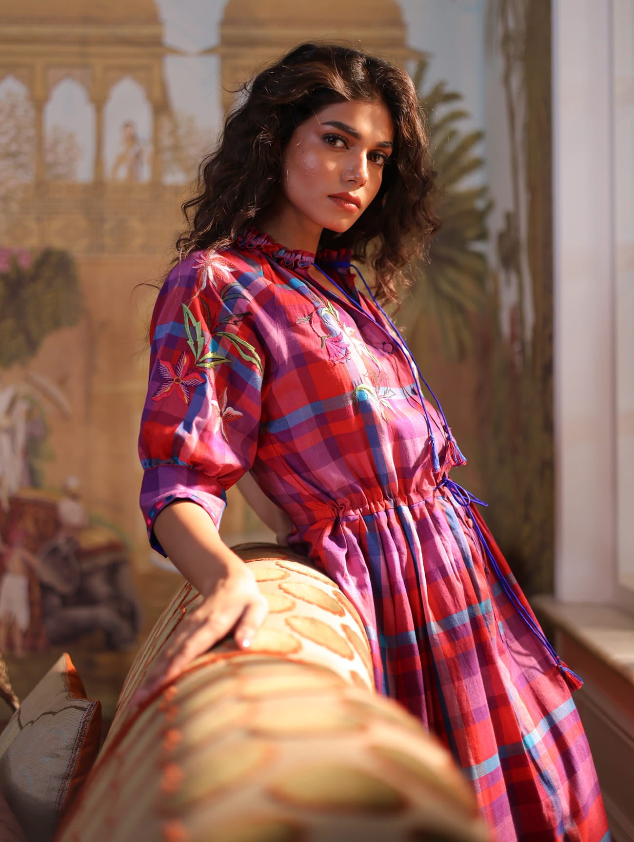 GAVIE DRESS PANORAMA EMBROIDERY IN HANDLOOM SILK