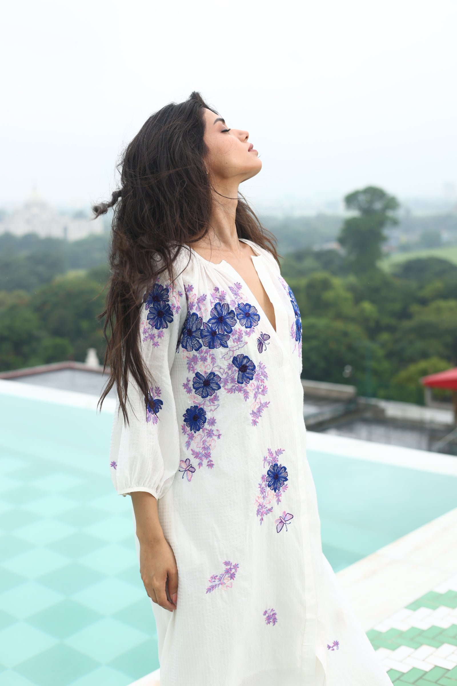 BOHO SHIRT DRESS MARIE LILY EMBROIDERED IN COTTON SILK (WHITE)