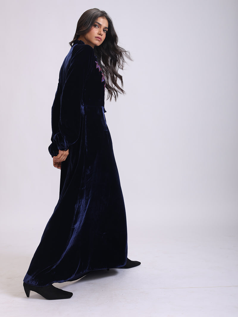 VEENA LONG DRESS WITH GLOWING ROSE EMBROIDERY