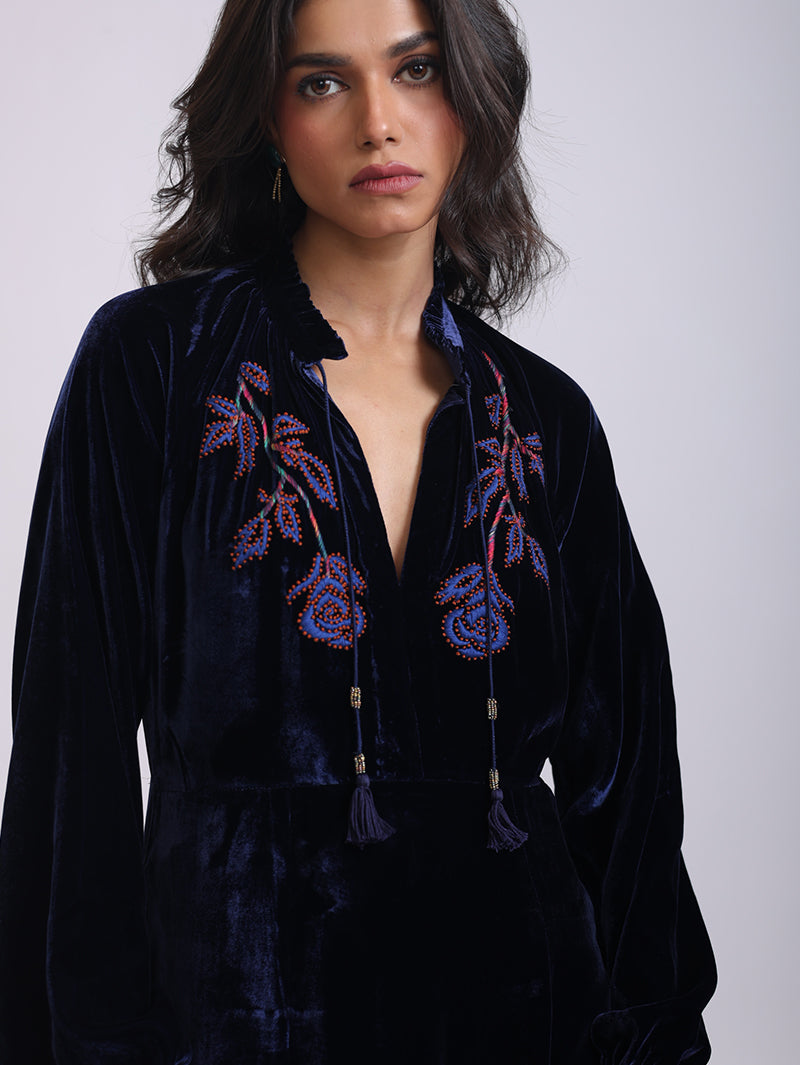 VEENA LONG DRESS WITH GLOWING ROSE EMBROIDERY