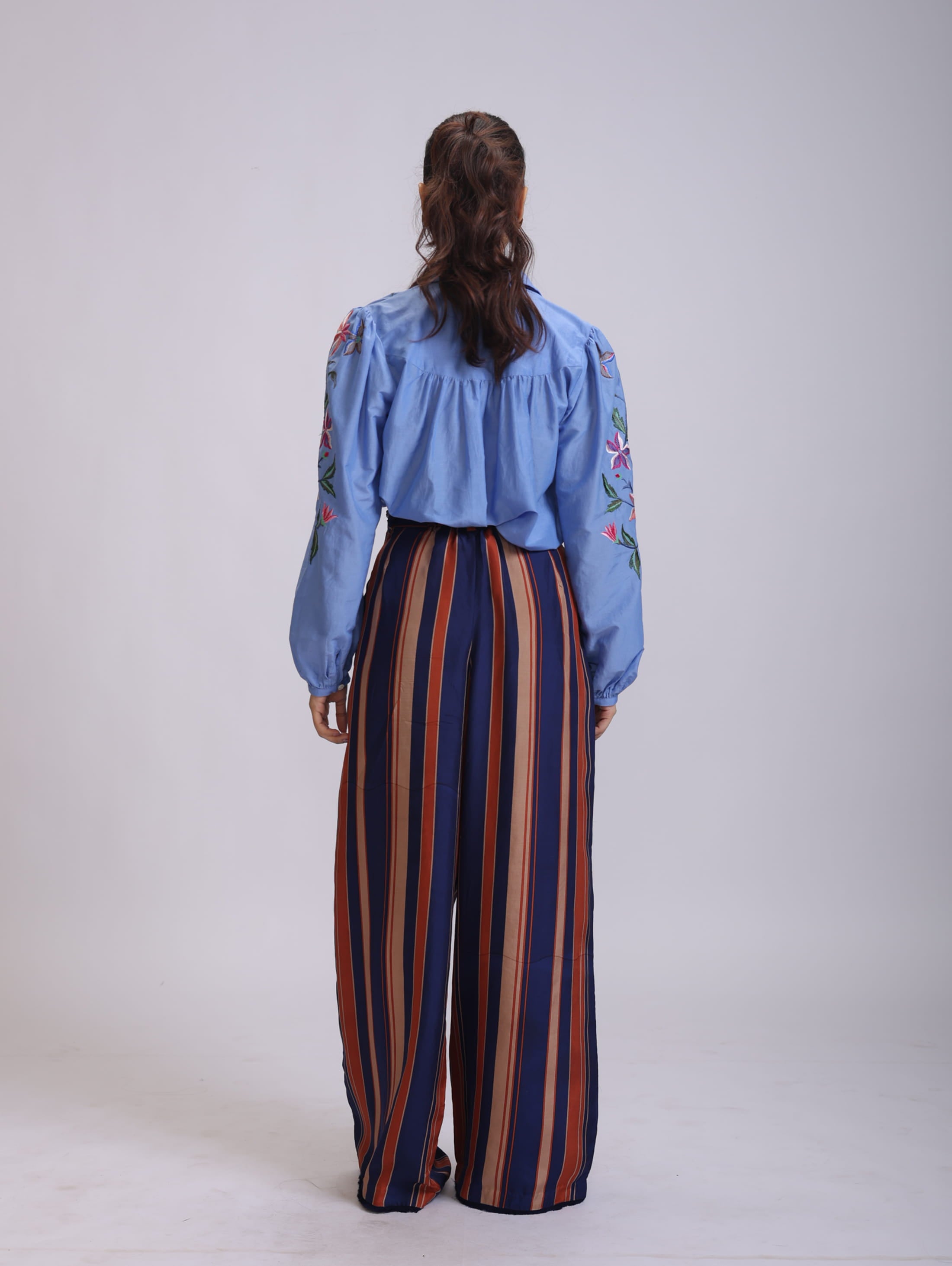 BIYANKA BLOUSE PANORMAMA FLOWER EMBROIDERY