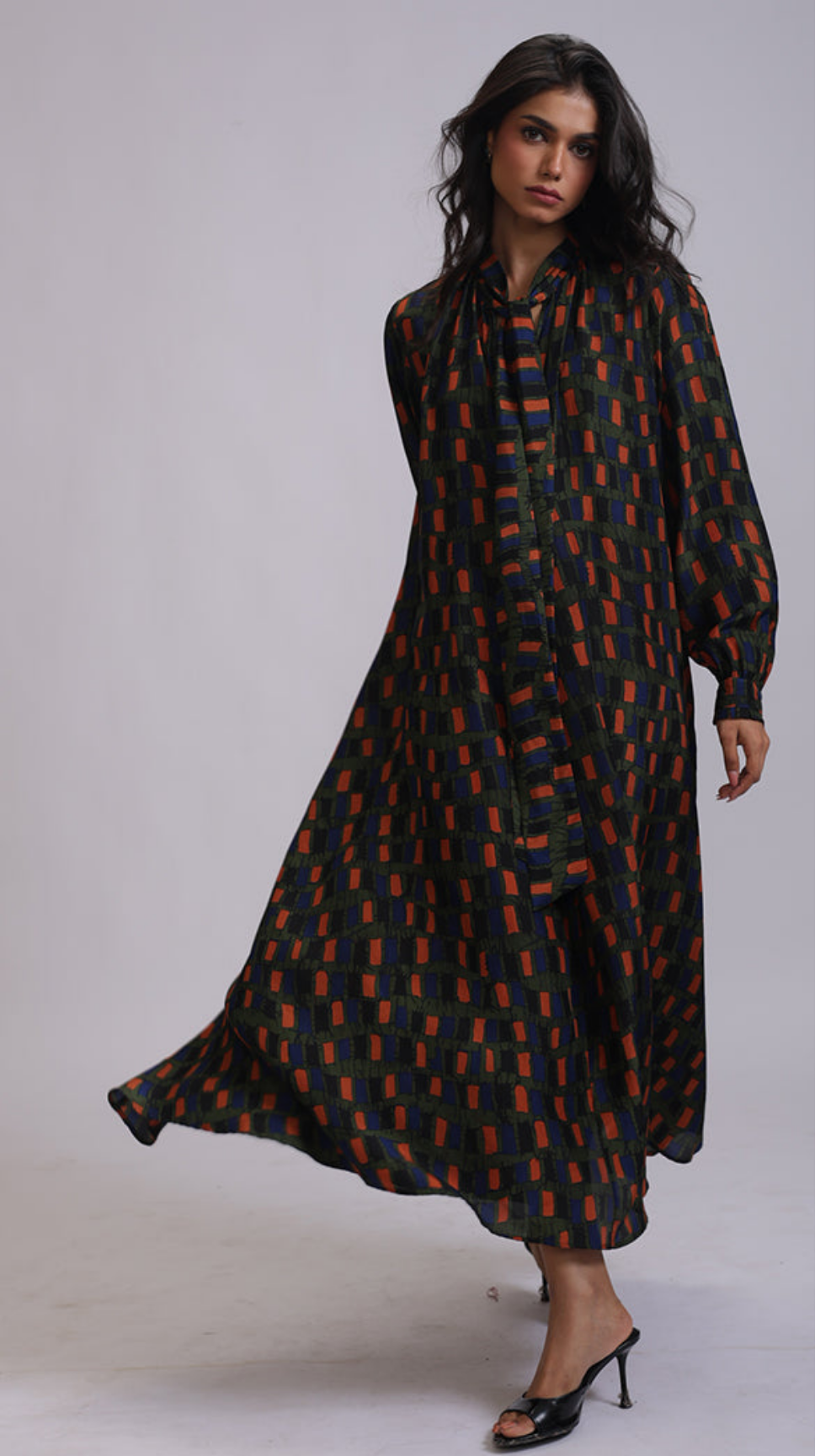 LISA TIE DRESS