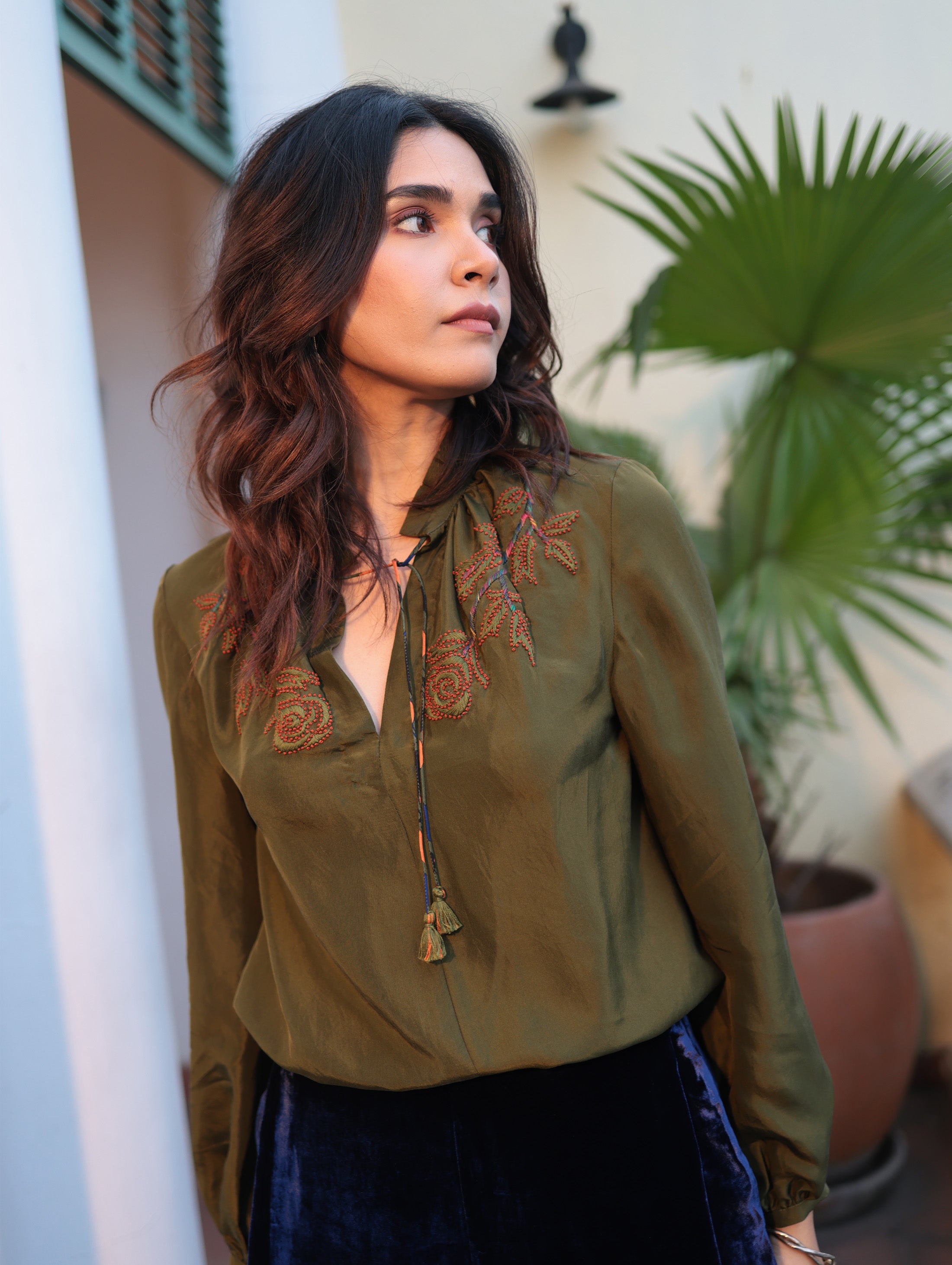 SILVIA BLOUSE WITH GLOW ROSE EMB