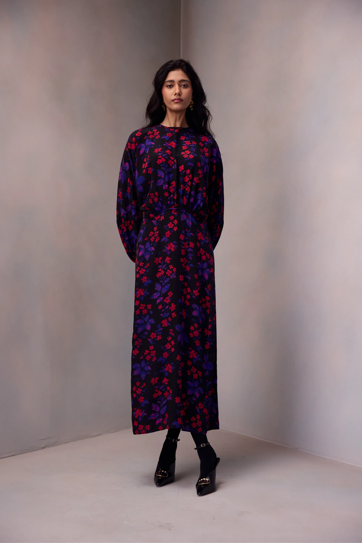 Monique Dress Long in Printed Silk
