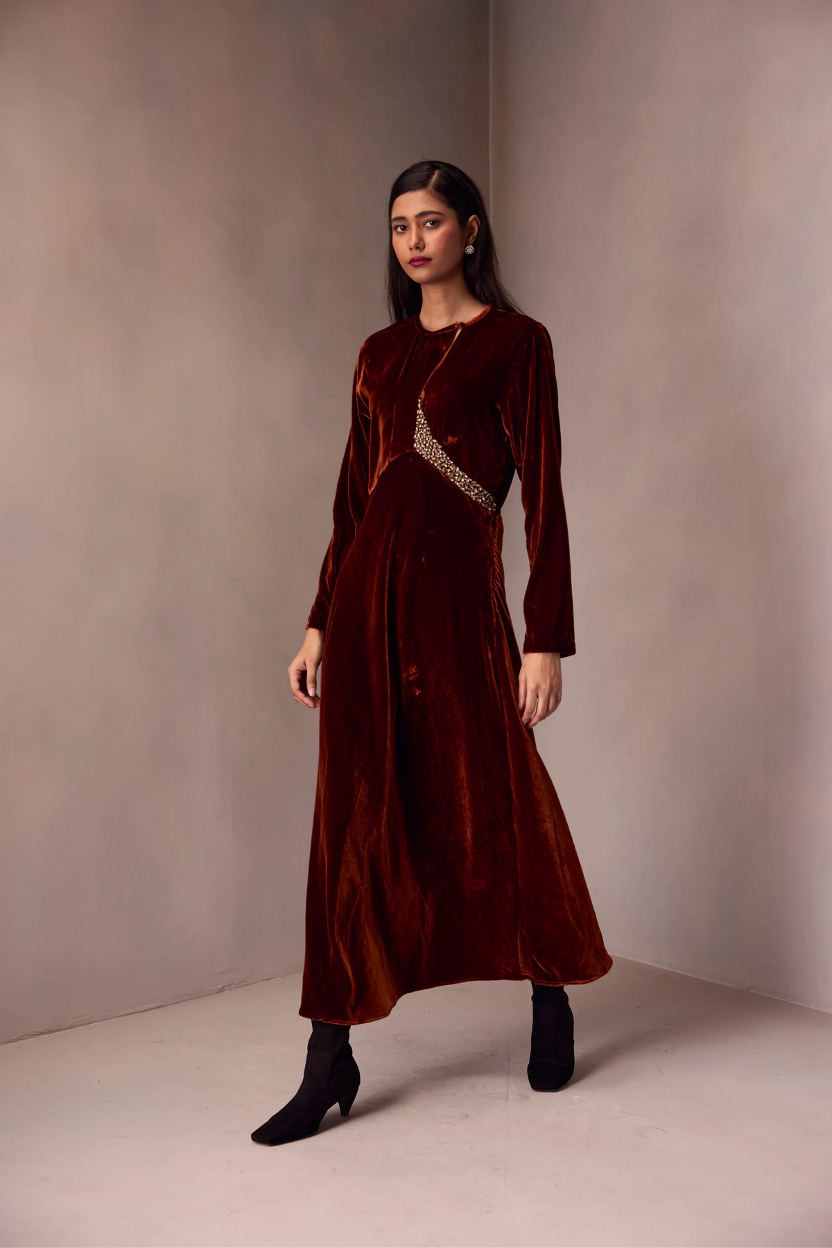 Diagonal Neck Dress Evening In Silk Velvet With Waist Embroidery