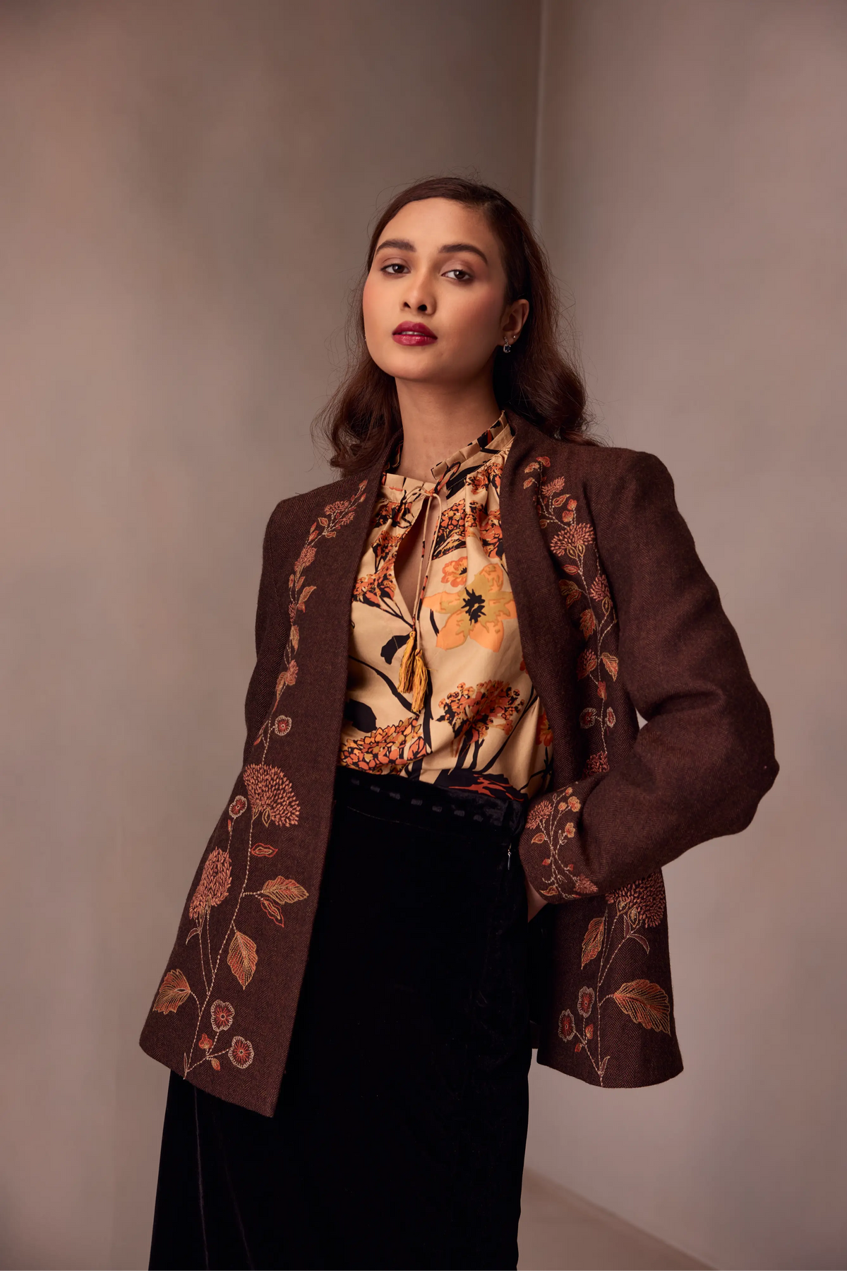 Shasha Blazer In Silk Velvet With Healing Embroidery