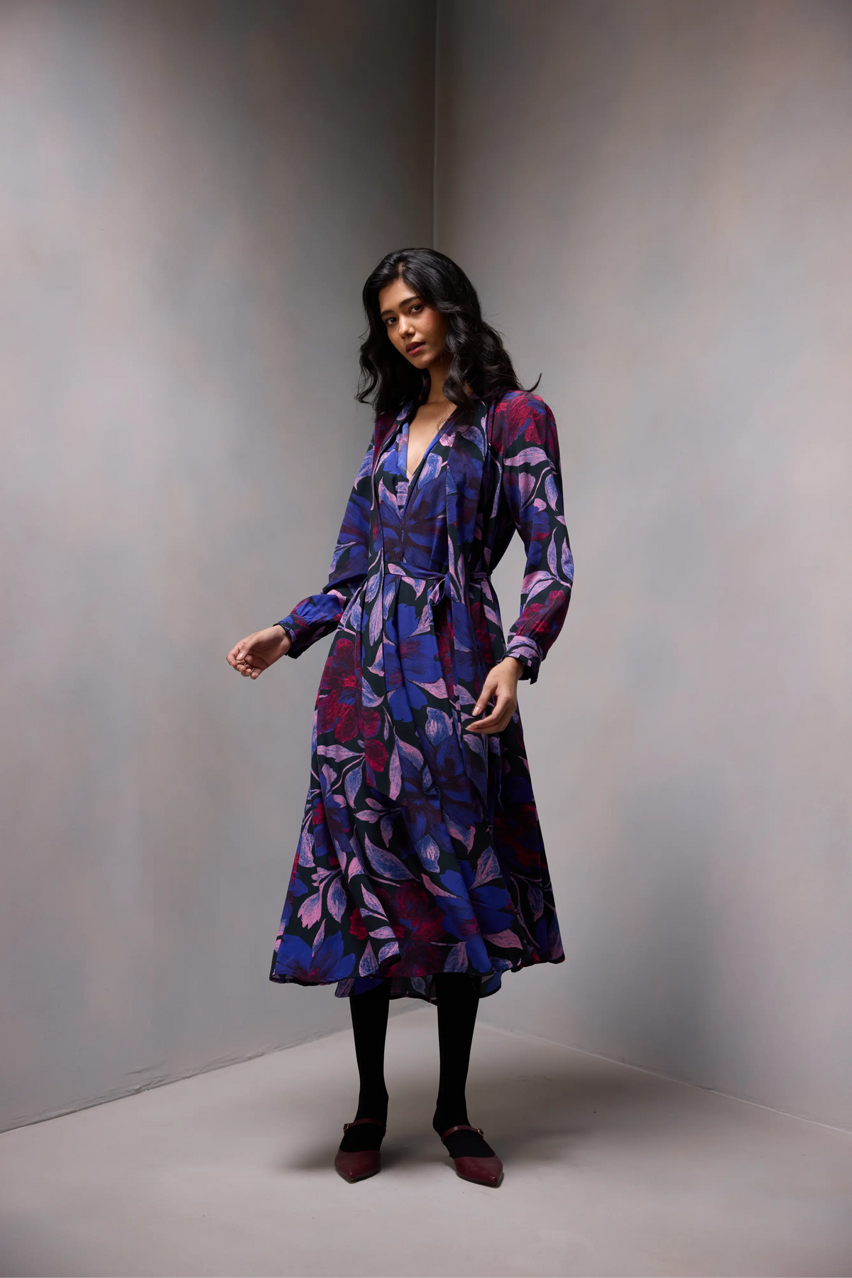Lisa Tie Dress Printed