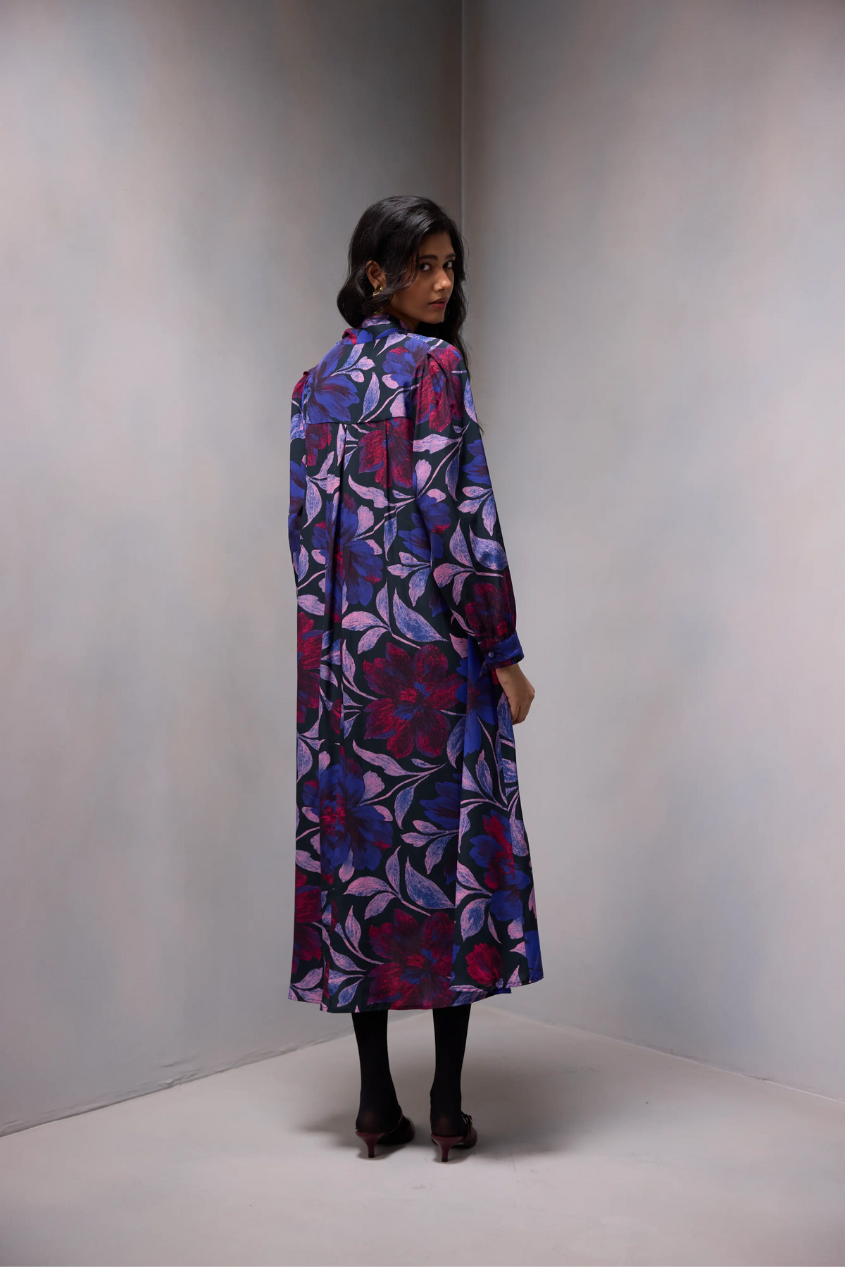 Lisa Tie Dress Printed