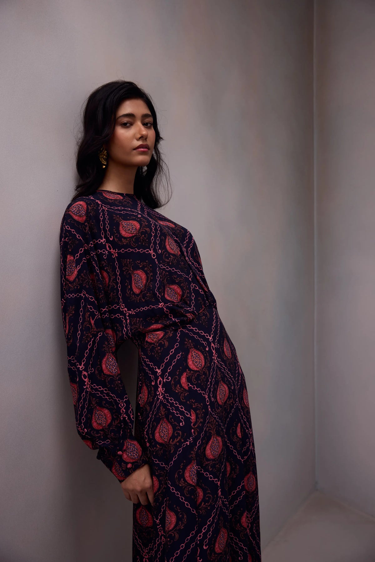 Monique Dress Long in Printed Silk
