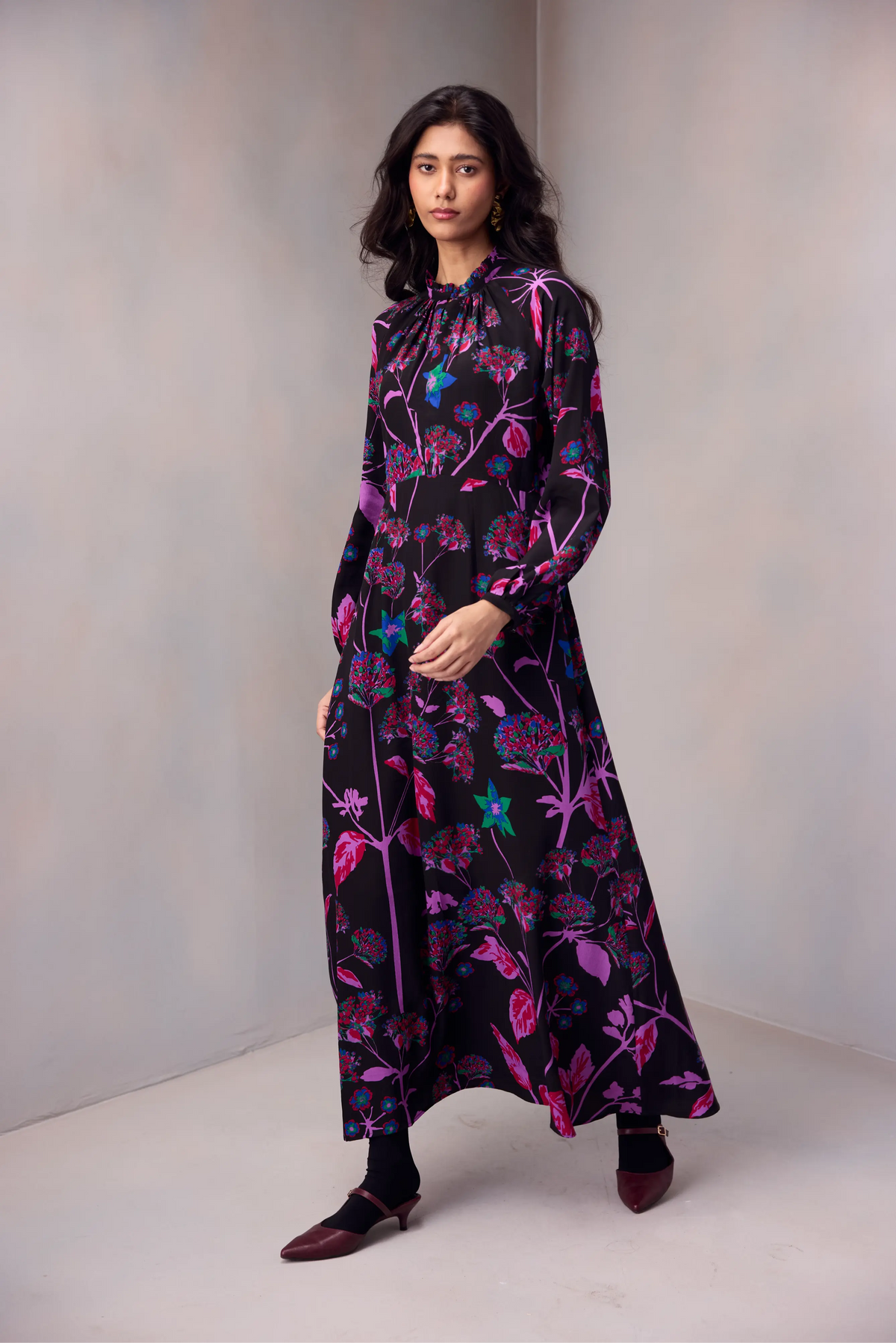 Veena Dress MIDI In Printed Silk