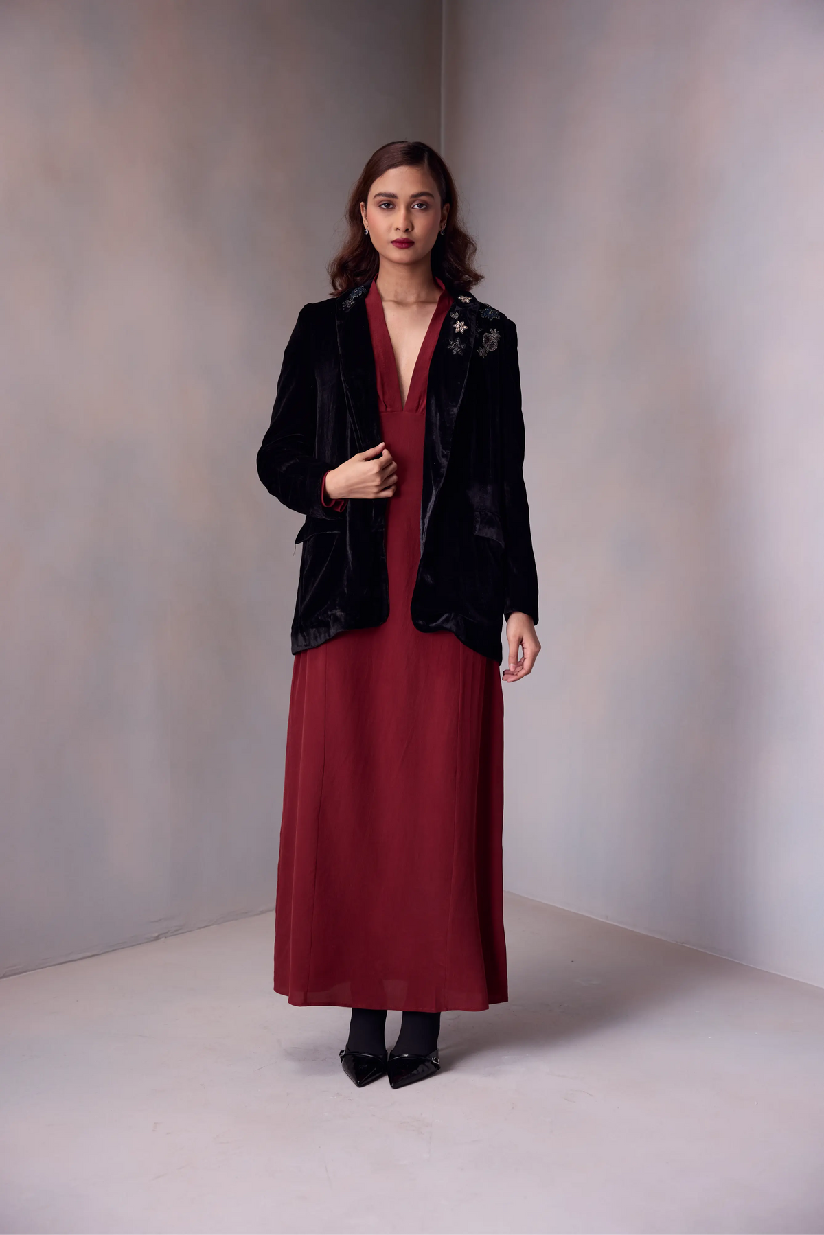 Jasmine Blazer With Brooches Emb.