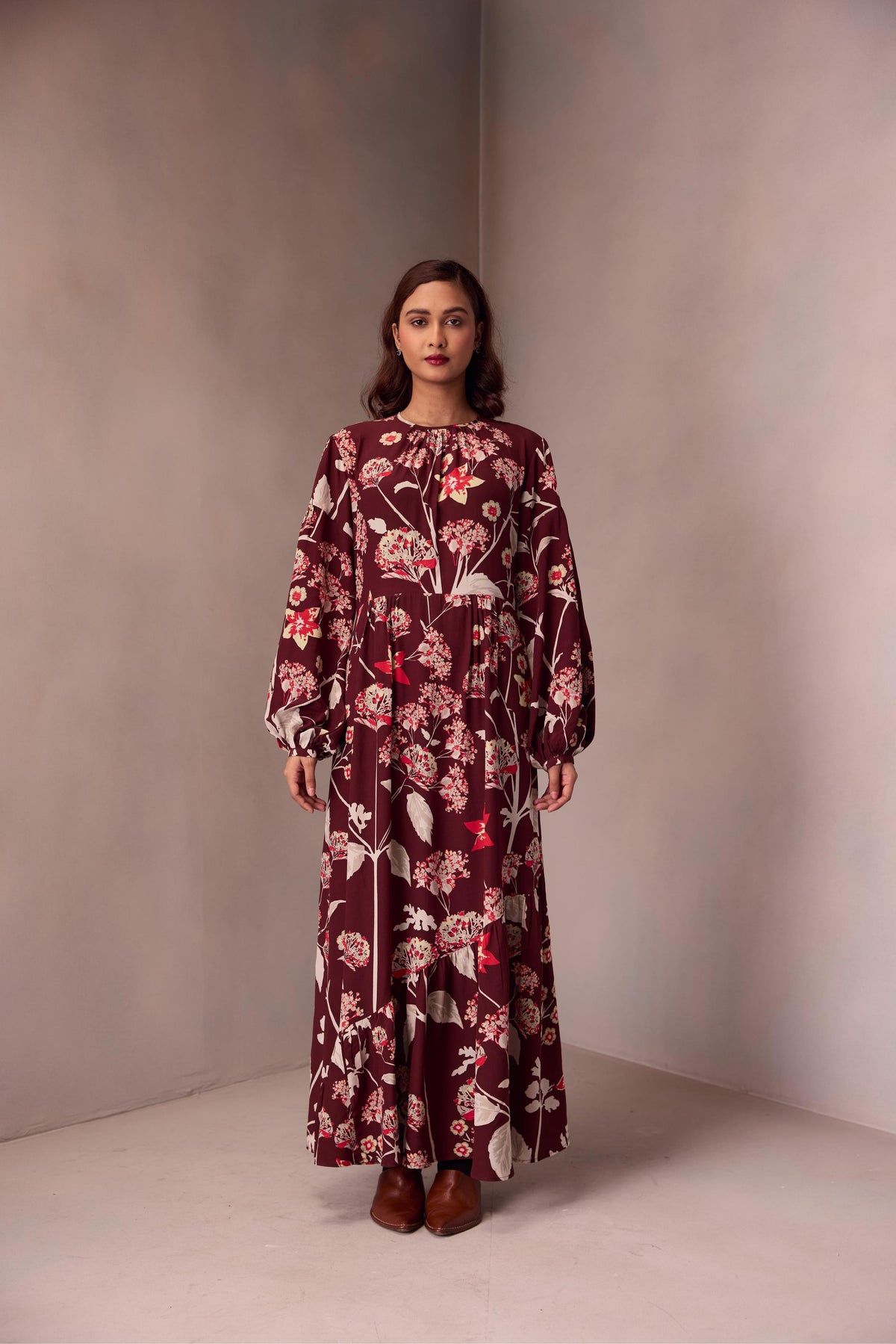 Victoria Dress Long In Printed Silk