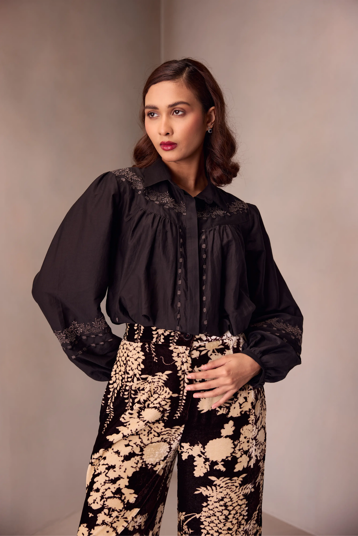 Biyanka Blouse In Silk Cotton With Lace Embroidery
