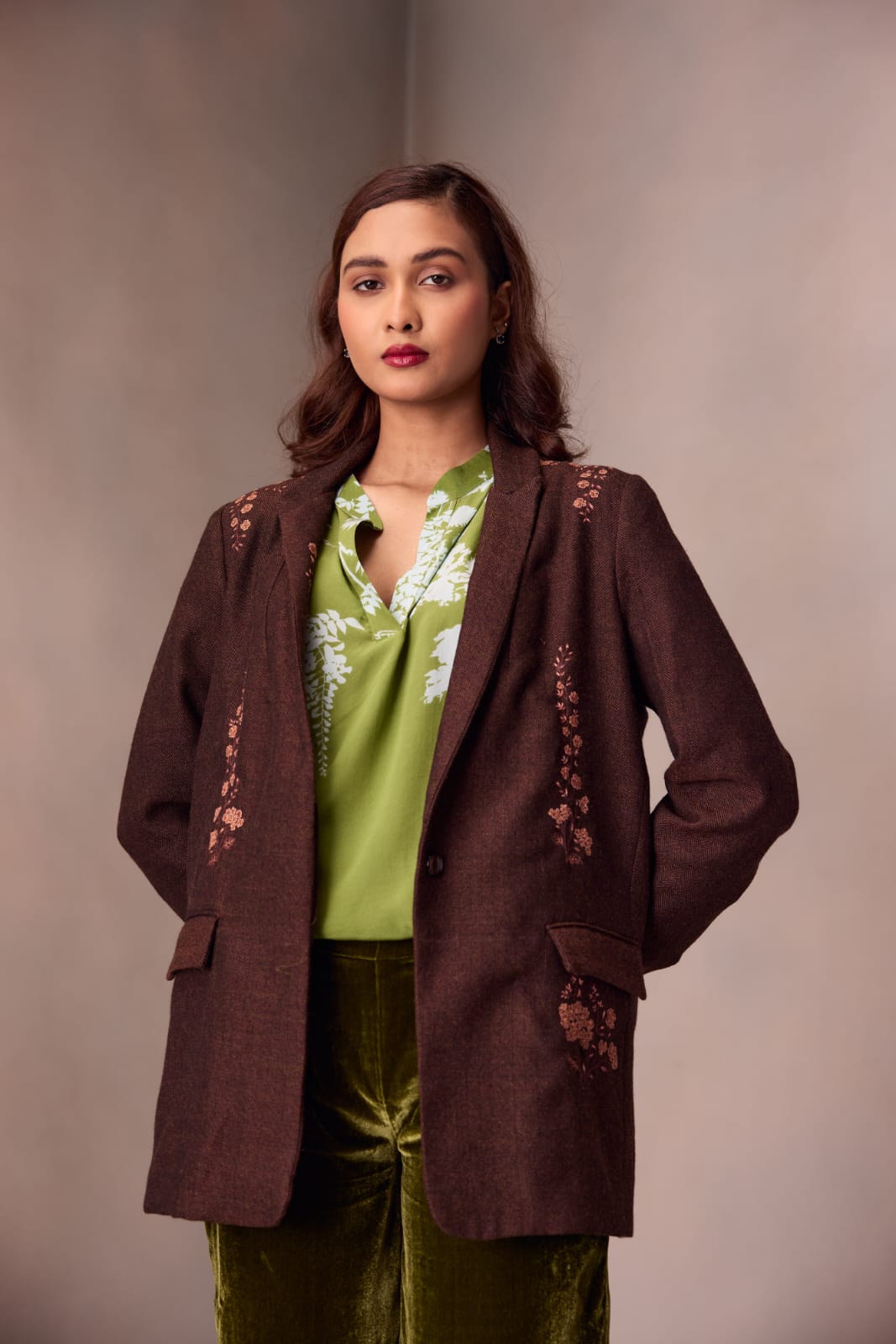 Jasmine Blazer In Merino Wool With Cashmere Hand Embroidery