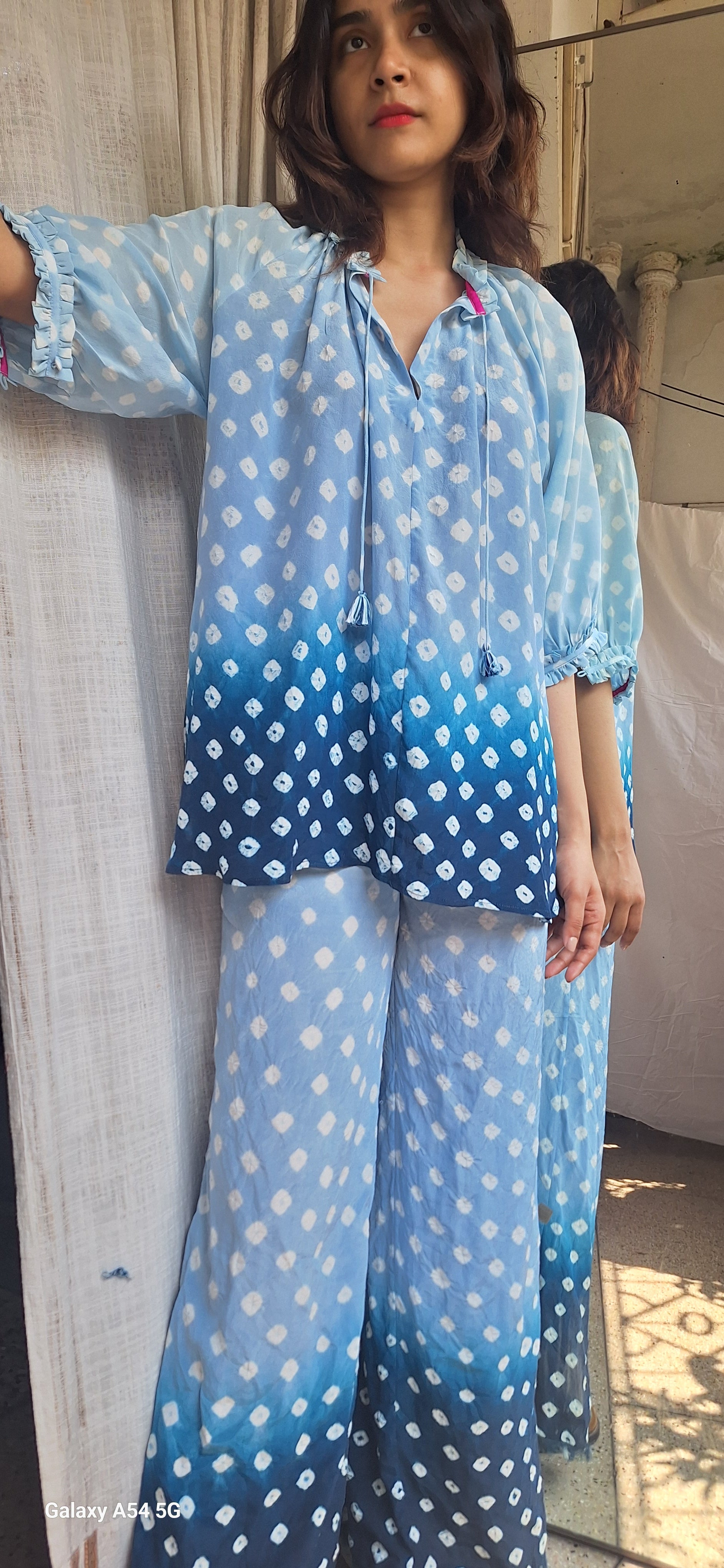 TULIP BLOUSE