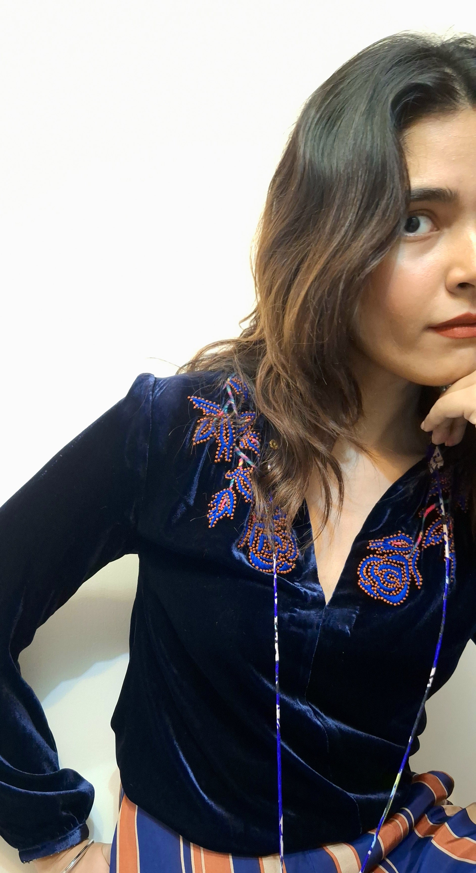 SILVIA BLOUSE WITH GLOW ROSE EMB
